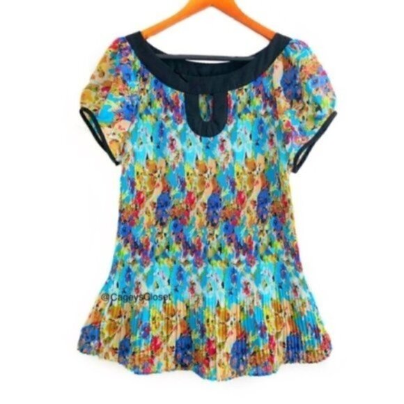 Essentials by Milano Top L Floral Micro Pleat Stretch Colorful Boho - Picture 1 of 5